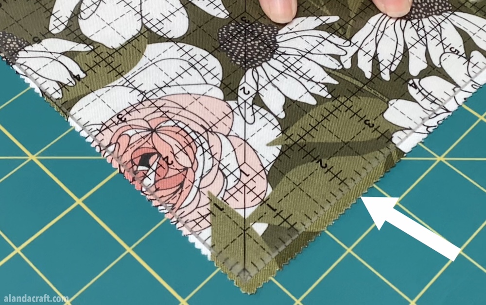 layer cake quilt tutorial - inconsistent precuts